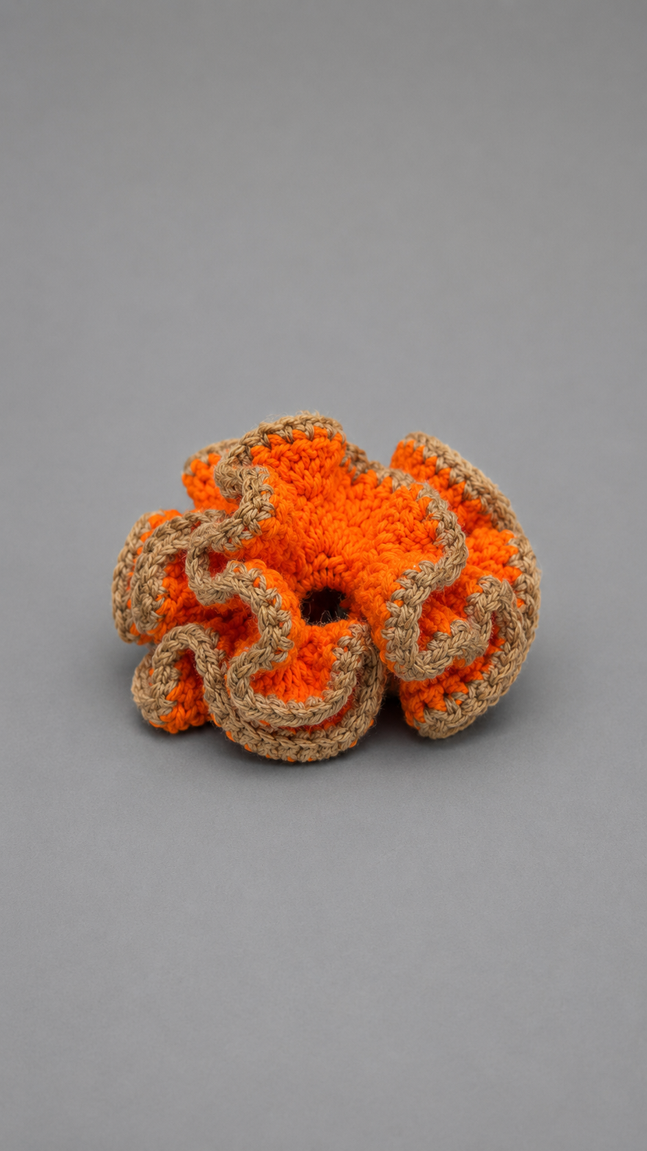 Halo Outline Ruffle Scrunchie