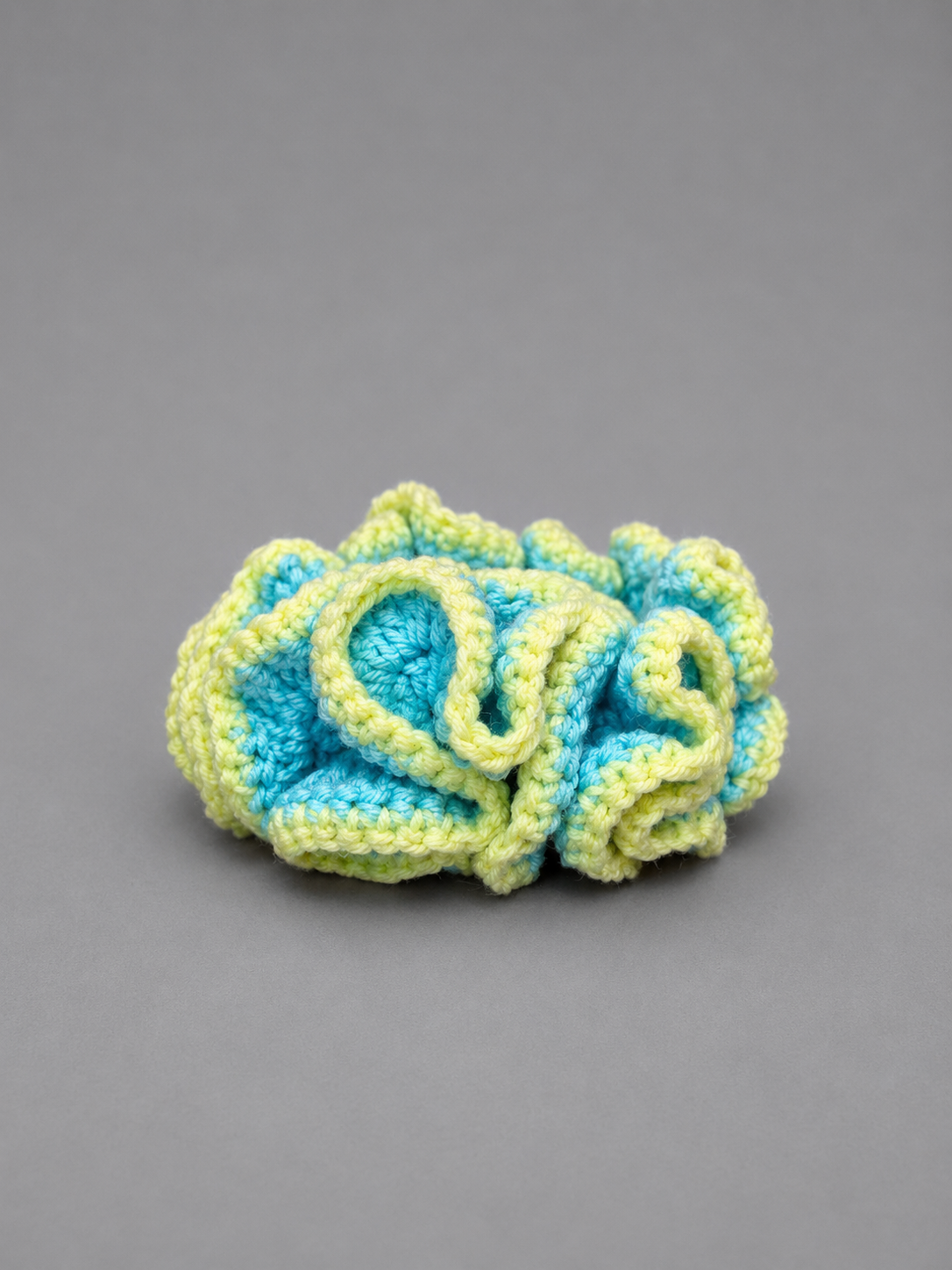 Halo Outline Ruffle Scrunchie